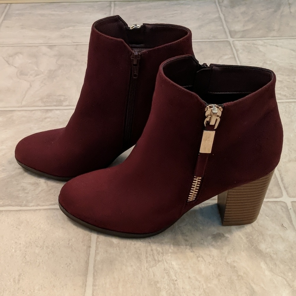Apt. 9  Zip Booties